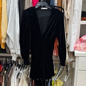 Zara Black Long Sleeve Velvet Dress